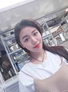 爆料小女孩新皮肤视频,小女孩新皮肤惊艳亮相,视频曝光引发热议! 第2张 爆料小女孩新皮肤视频,小女孩新皮肤惊艳亮相,视频曝光引发热议! 第2张